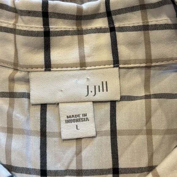 J Jill white tan and black plaid rayon long long sleeve button front shirt - Picture 4 of 6